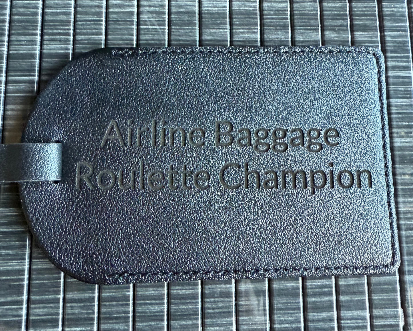 Leather Luggage Tag with Privacy Cover ā Durable PU Suitcase ID Holder, Travel Bag Tag, Adjustable Strap, Bulk Options for Baggage