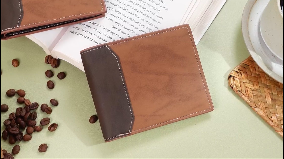 ENGRAVEABLE LEATHER BIFOLD WALLET