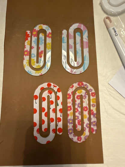 JUMBO ACRYLIC PAPER CLIP